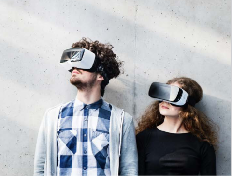 Personen mit VR-Brillen