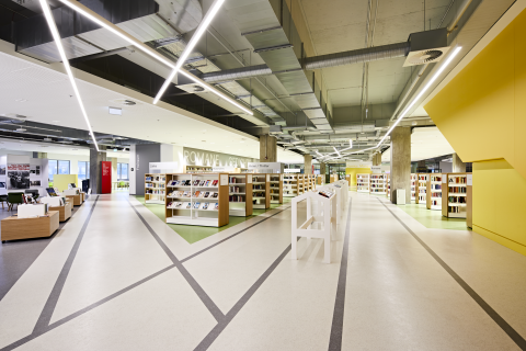 Innenansicht der Zentralbibliothek der Stadtbüchereien Düsseldorf