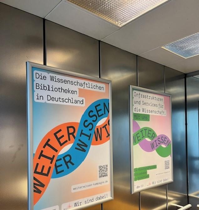 Plakatwerbung in Aufzügen