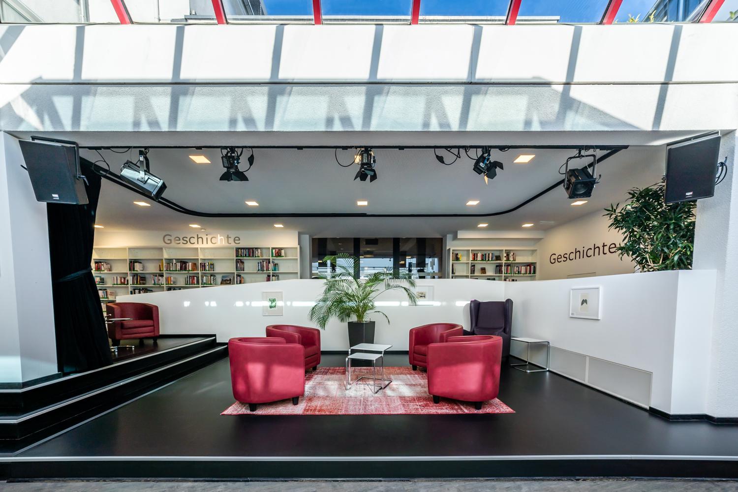 Innenanicht Stadtbibliothek Siegburg