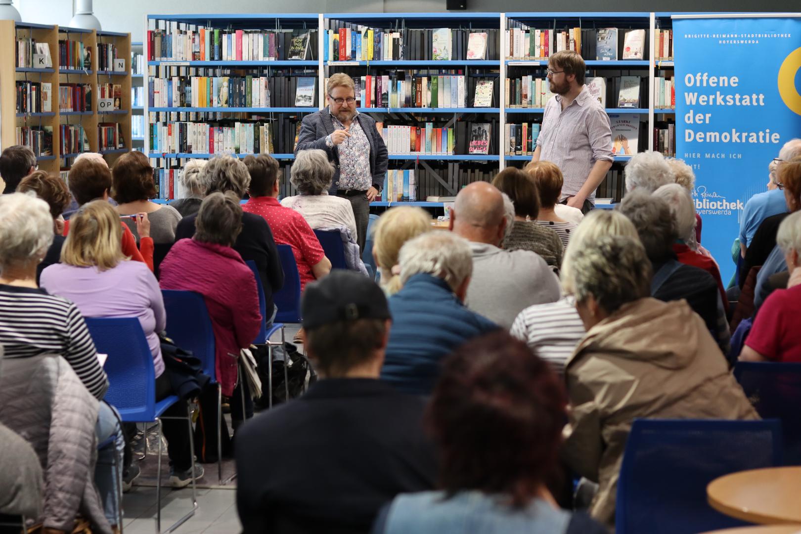 Veranstaltung in der Brigitte-Reimann-Stadtbibliothek in Hoyerswerda