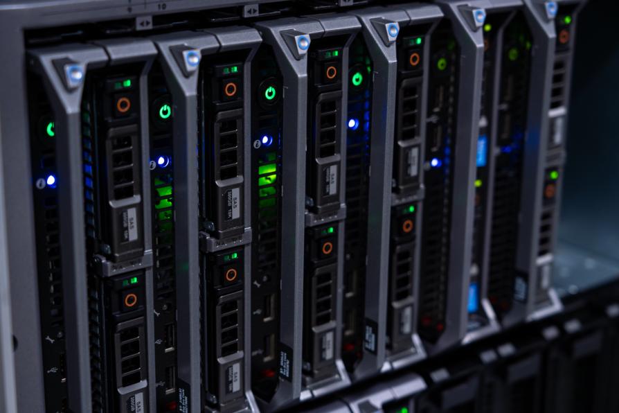 Server 
