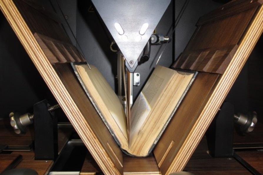 Buch wird digitalisert